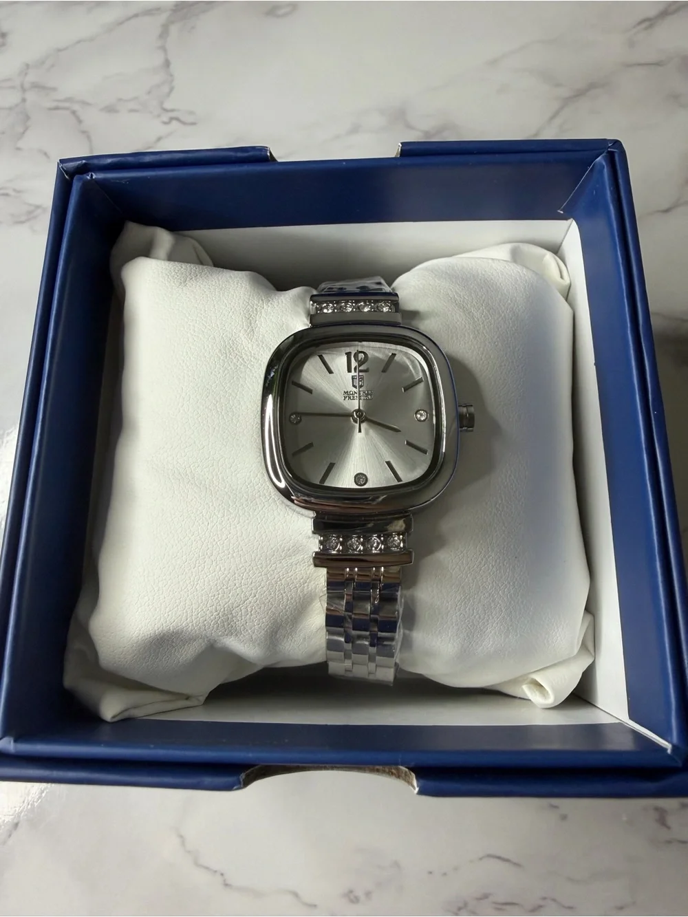 Montres Prestige Women’s Silver Watch